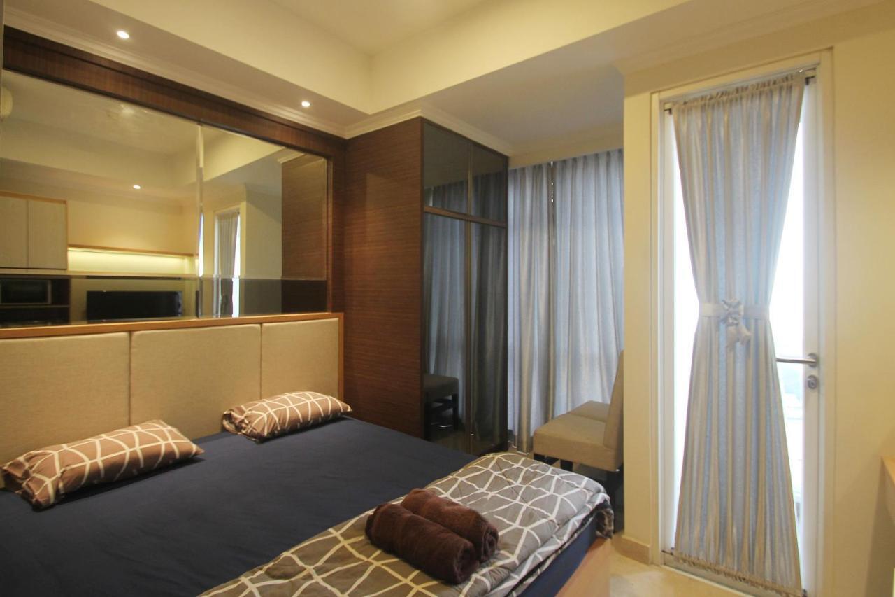 Apartemen Menteng Park By Aparian Giacarta Esterno foto